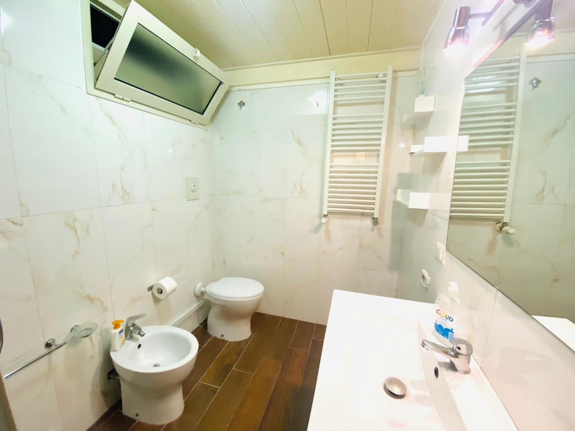 Holiday Home Napoli Station Ngoại thất bức ảnh
